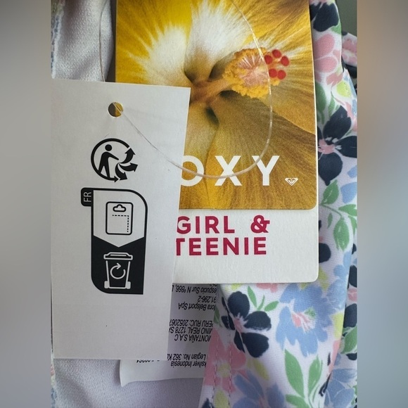 Roxy girls ditsy floral swim bikini‎ top only NWT size 14 - Picture 4 of 4